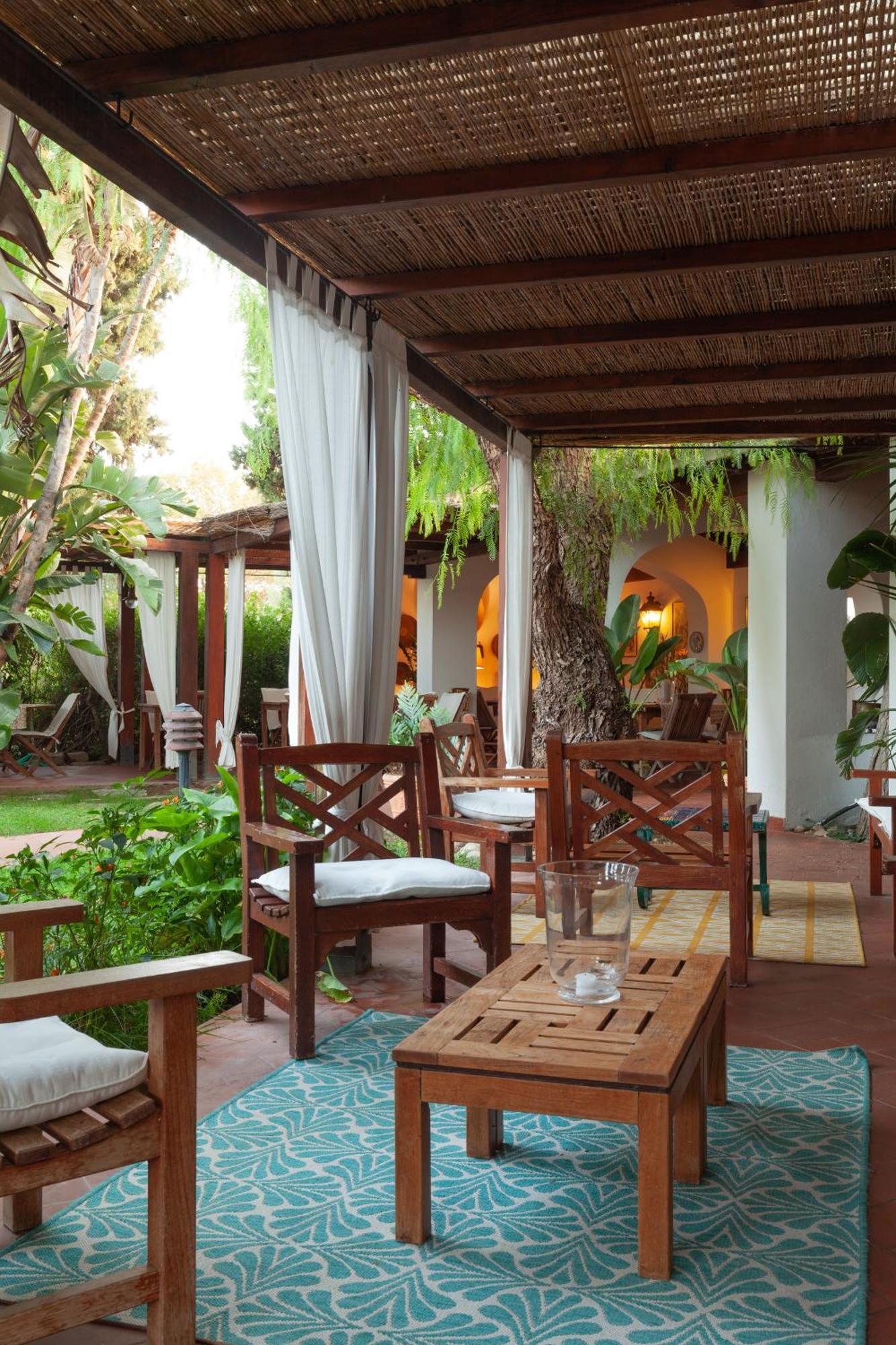 Nora Club & Pula